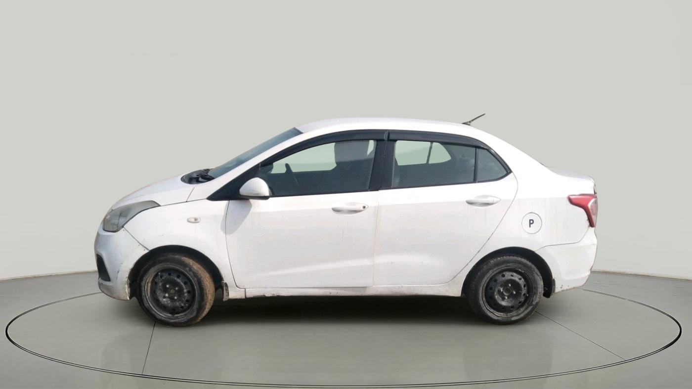 2016 Hyundai Xcent BASE 1.2, Petrol, Manual, 1,56,666 km, exterior