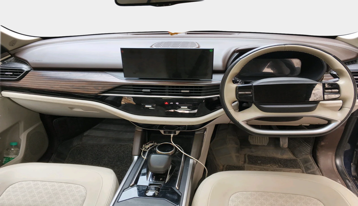 2023 Tata Safari ACCOMPLISHED PLUS DUAL TONE AT, Diesel, Automatic, 13,939 km, interior