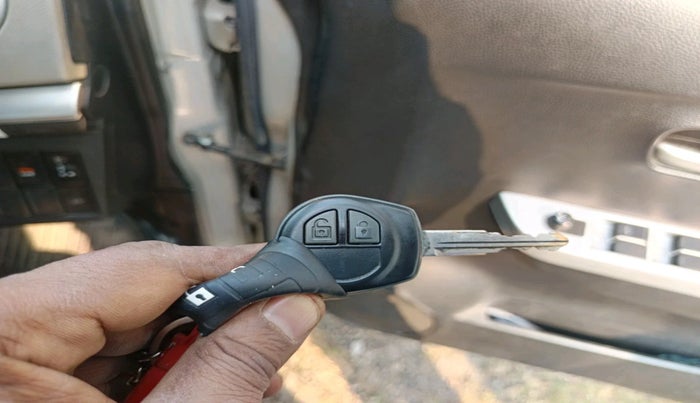 2016 Maruti Wagon R 1.0 VXI, Petrol, Manual, 57,586 km, interior