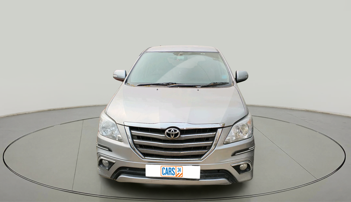 2015 Toyota Innova 2.5 VX 8 STR, Diesel, Manual, 1,69,894 km, exterior