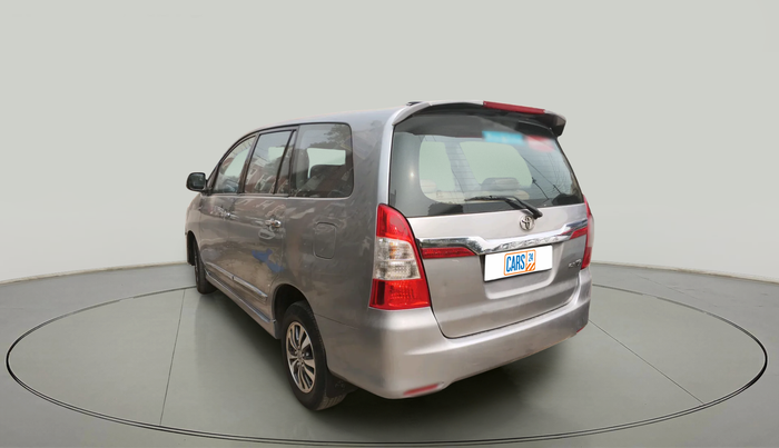 2015 Toyota Innova 2.5 VX 8 STR, Diesel, Manual, 1,69,894 km, exterior