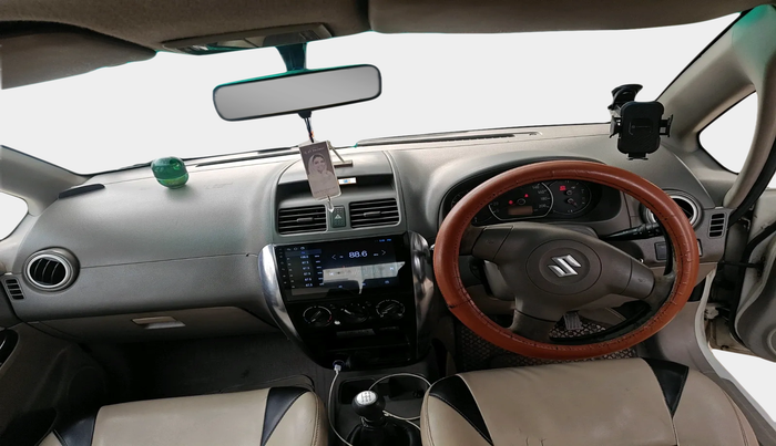 2012 Maruti SX4 VXI CNG, Petrol, Manual, 1,51,575 km, interior
