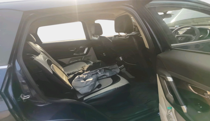 2021 Tata Safari XTA PLUS, Diesel, Automatic, 35,274 km, interior