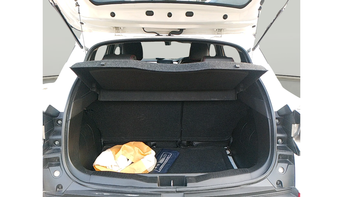 2021 Renault Kiger RXT (O) MT, Petrol, Manual, 58,415 km, exterior