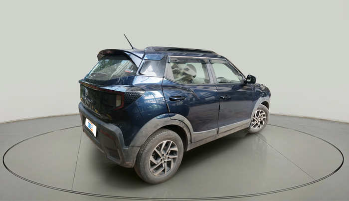 2024 Mahindra XUV 3XO AX5 1.2 L TCMPFi, Petrol, Manual, 22,280 km, exterior