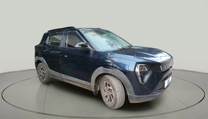 2024 Mahindra XUV 3XO AX5 1.2 L TCMPFi, Petrol, Manual, 22,280 km, exterior