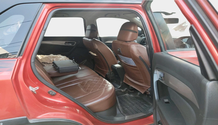 2016 Maruti Vitara Brezza ZDI, Diesel, Manual, 1,31,904 km, interior