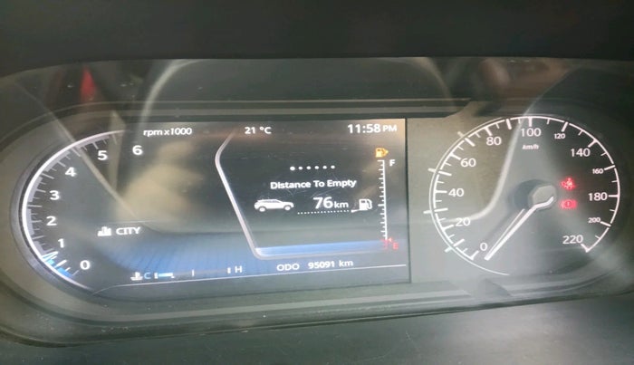 2019 Tata Harrier XZ 2.0L, Diesel, Manual, 95,091 km, interior