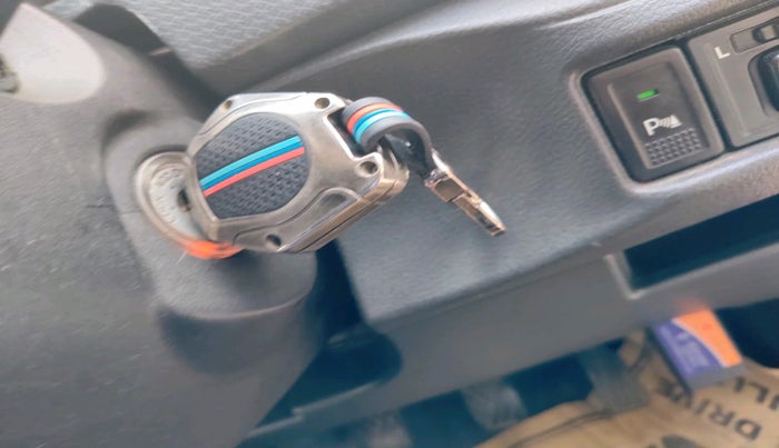 2017 Maruti Vitara Brezza ZDI, Diesel, Manual, 1,71,497 km, interior