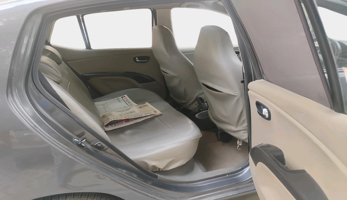 2012 Hyundai i10 SPORTZ 1.2, Petrol, Manual, 1,10,893 km, interior