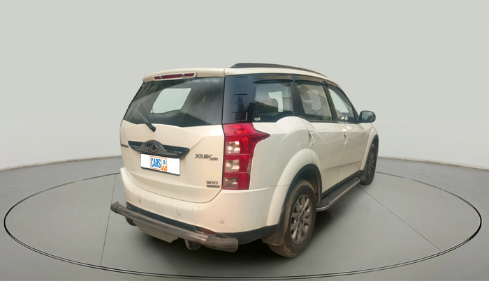 2016 Mahindra XUV500 W10 AT 1.99, Diesel, Automatic, 58,240 km, exterior