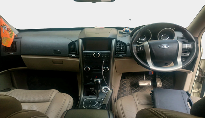 2016 Mahindra XUV500 W10 AT 1.99, Diesel, Automatic, 58,240 km, interior