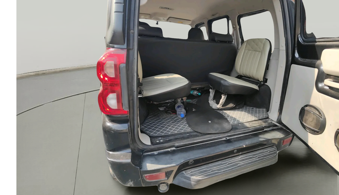2020 Mahindra Scorpio S9, Diesel, Manual, 62,145 km, exterior