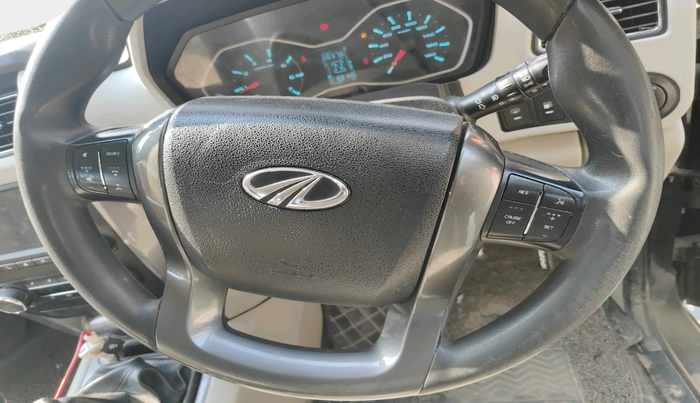 2020 Mahindra Scorpio S9, Diesel, Manual, 62,145 km, interior