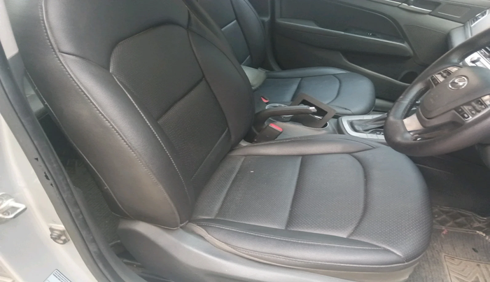 2018 Hyundai New Elantra 1.6 SX (O) AT DIESEL, Diesel, Automatic, 81,234 km, interior