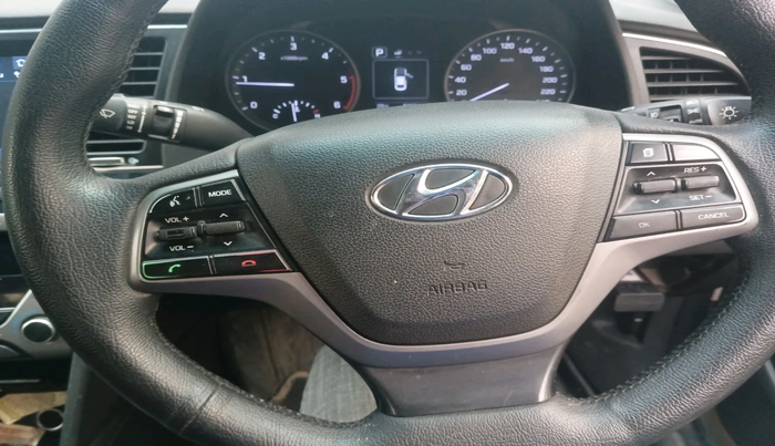 2018 Hyundai New Elantra 1.6 SX (O) AT DIESEL, Diesel, Automatic, 81,234 km, interior