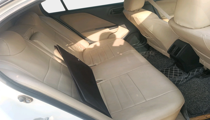 2014 Honda City 1.5L I-VTEC SV, Petrol, Manual, 1,12,609 km, interior