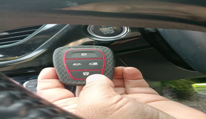 2022 Tata NEXON XZ PLUS (PREMIUM) DIESEL DARK EDITION, Diesel, Manual, 41,498 km, interior