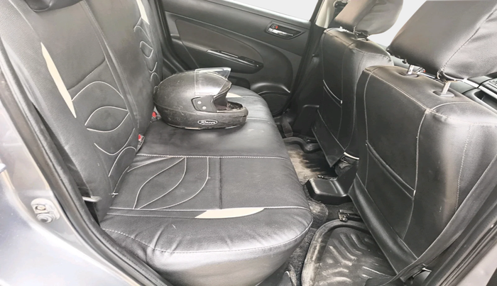 2015 Maruti Swift VXI, Petrol, Manual, 48,972 km, interior