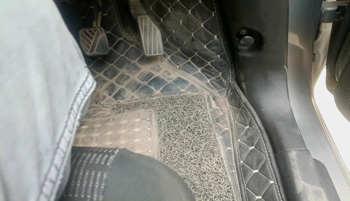 2019 Maruti IGNIS SIGMA 1.2, Petrol, Manual, 1,01,736 km, interior