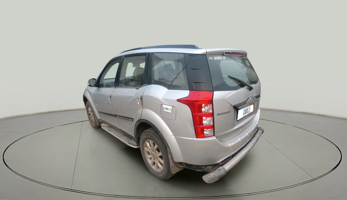 2016 Mahindra XUV500 W10 1.99, Diesel, Manual, 2,56,638 km, exterior