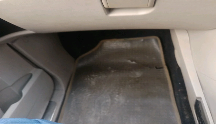 2016 Mahindra XUV500 W10 1.99, Diesel, Manual, 2,56,638 km, interior