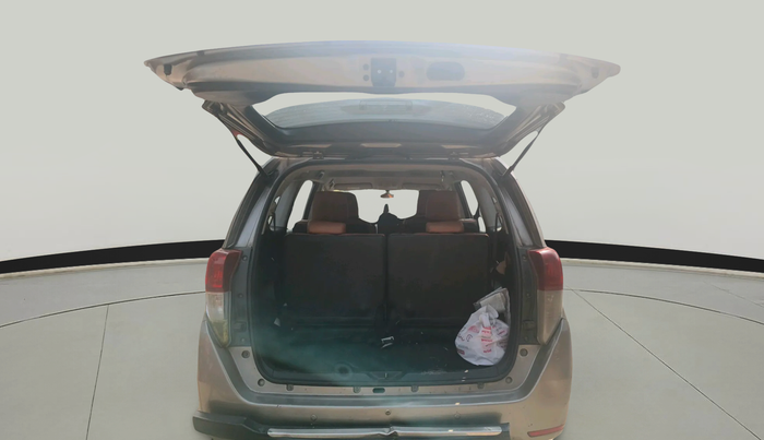 2018 Toyota Innova Crysta 2.4 GX 7 STR, Diesel, Manual, 1,18,905 km, exterior