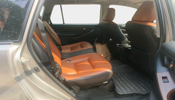 2018 Toyota Innova Crysta 2.4 GX 7 STR, Diesel, Manual, 1,18,905 km, interior