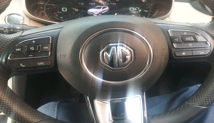 2024 MG ASTOR Select 1.5 MT (Ivory), Petrol, Manual, 13,507 km, interior