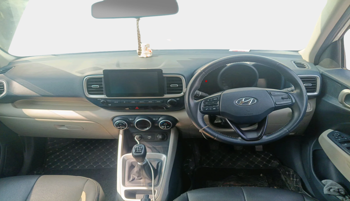 2019 Hyundai VENUE SX 1.0 TURBO DUAL TONE, Petrol, Manual, 61,867 km, interior