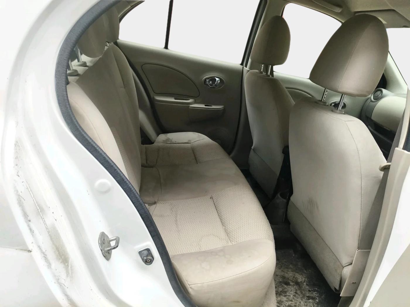 2012 Nissan Micra XV PETROL, Petrol, Manual, 1,51,045 km, interior