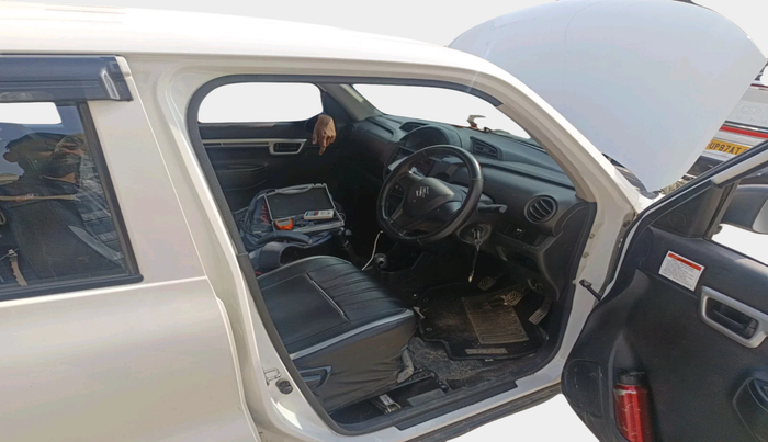 2022 Maruti S PRESSO VXI (O) CNG, Petrol, Manual, 29,415 km, interior