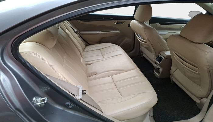 2017 Maruti Ciaz ZDI+ SHVS, Diesel, Manual, 1,41,767 km, interior