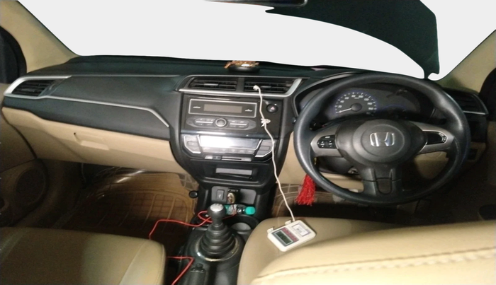 2016 Honda Amaze 1.2L I-VTEC S, Petrol, Manual, 60,934 km, interior