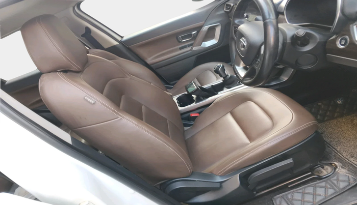 2019 Tata Harrier XZ 2.0L, Diesel, Manual, 59,646 km, interior