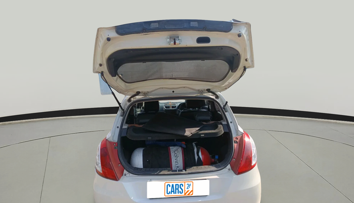 2015 Maruti Swift VXI, Petrol, Manual, 65,813 km, exterior