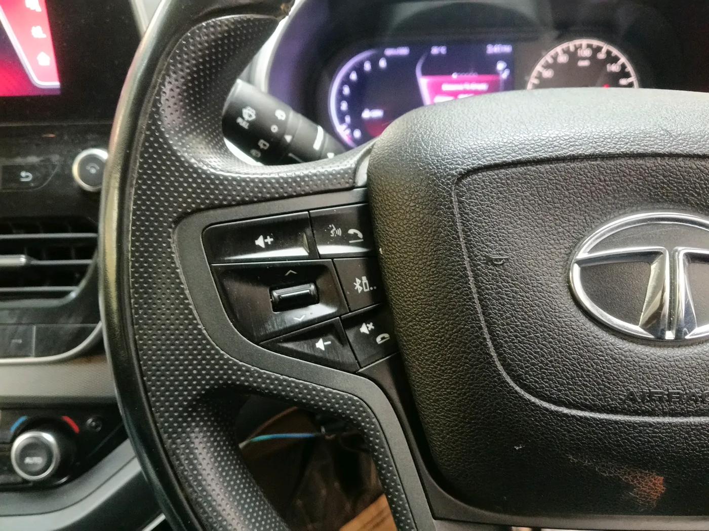 2020 Tata Harrier XZ 2.0L DARK EDITION, Diesel, Manual, 98,660 km, interior