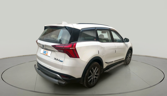 2025 Mahindra XUV700 AX 7 D AT 7 STR, Diesel, Automatic, 32,640 km, exterior