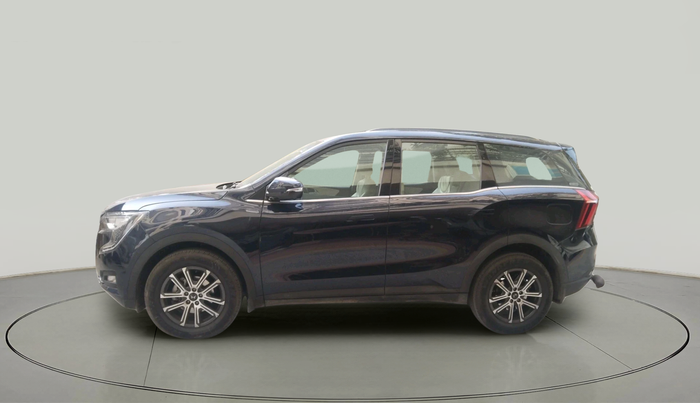 2024 Mahindra XUV700 AX 7 LUXURY P AT 7 STR, Petrol, Automatic, 5,622 km, exterior