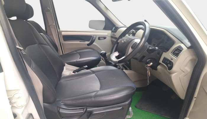 2019 Mahindra Scorpio S11 2WD, Diesel, Manual, 37,603 km, interior