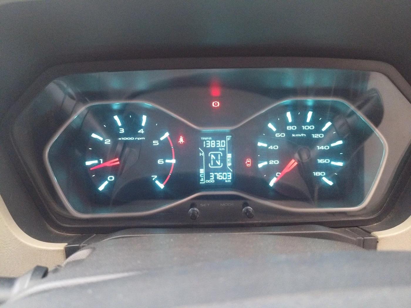 2019 Mahindra Scorpio S11 2WD, Diesel, Manual, 37,603 km, interior