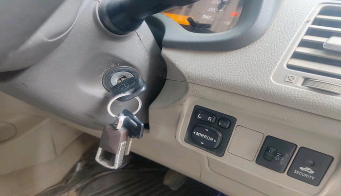 2010 Toyota Corolla Altis G PETROL, Petrol, Manual, 64,938 km, interior