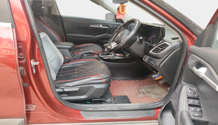 2020 KIA SELTOS HTK PLUS 1.5, Petrol, Manual, 1,07,542 km, interior