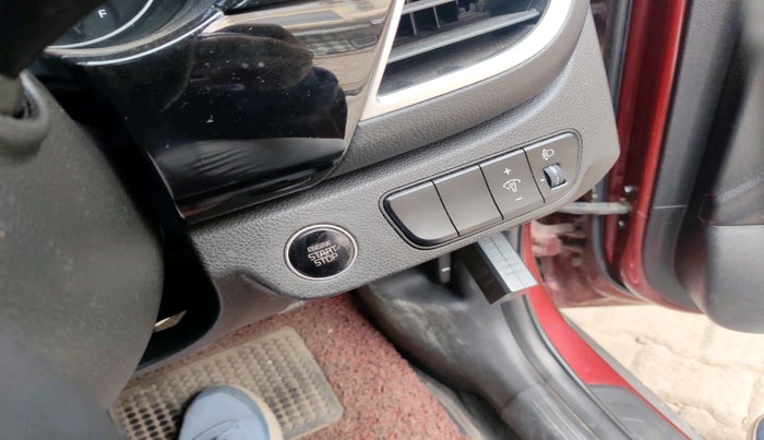 2020 KIA SELTOS HTK PLUS 1.5, Petrol, Manual, 1,07,542 km, interior