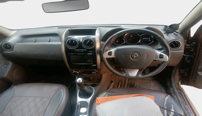 2017 Renault Duster 85 PS RXZ DIESEL, Diesel, Manual, 1,05,519 km, interior