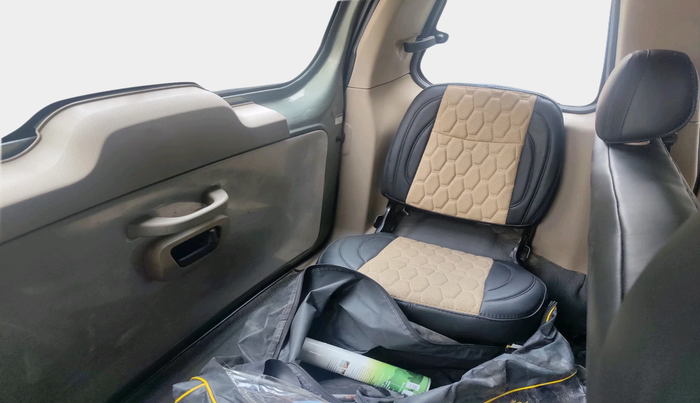 2021 Mahindra BOLERO NEO N10 R, Diesel, Manual, 1,08,103 km, interior