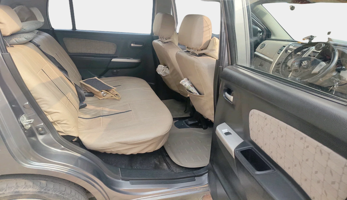 2016 Maruti Wagon R 1.0 VXI, Petrol, Manual, 53,962 km, interior