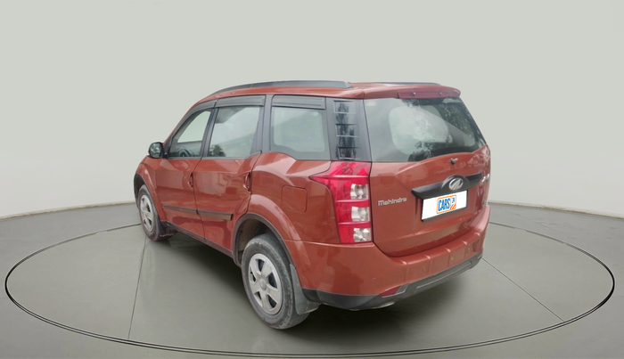 2017 Mahindra XUV500 W6 AT, Diesel, Automatic, 69,862 km, exterior