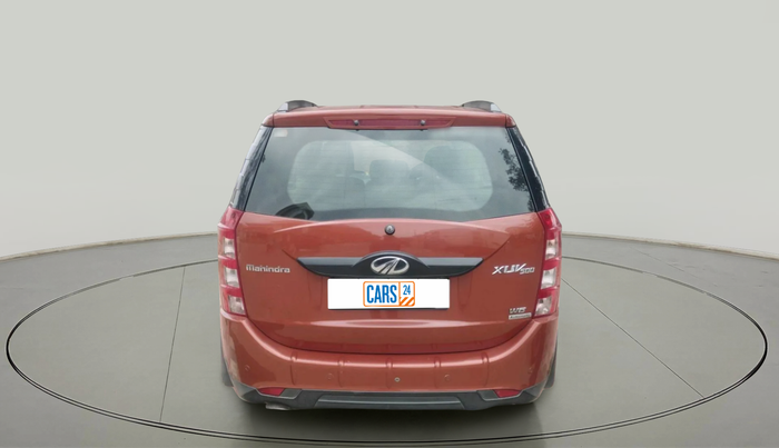 2017 Mahindra XUV500 W6 AT, Diesel, Automatic, 69,862 km, exterior