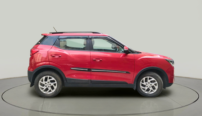 2023 Mahindra XUV300 W8 1.2 PETROL, Petrol, Manual, 4,760 km, exterior